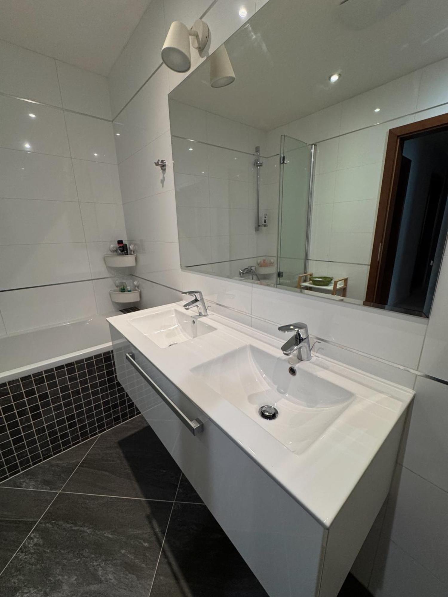 Apartman Palma - 15 Min Od Centra Prahy Praha Bagian luar foto
